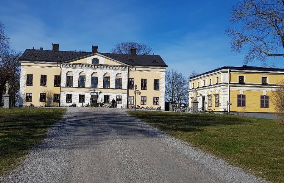 Taxinge-Näsby Castle, Sweden